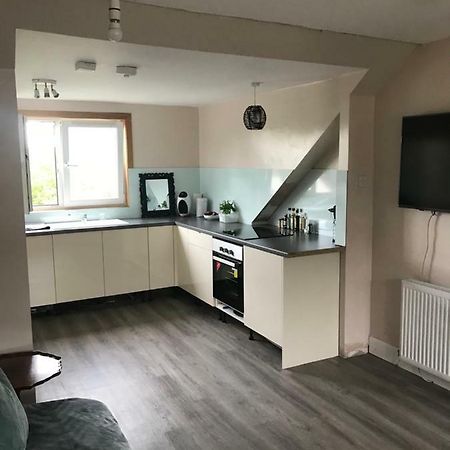 “A Wee Pad In Dunfermline”アパートメント エクステリア 写真