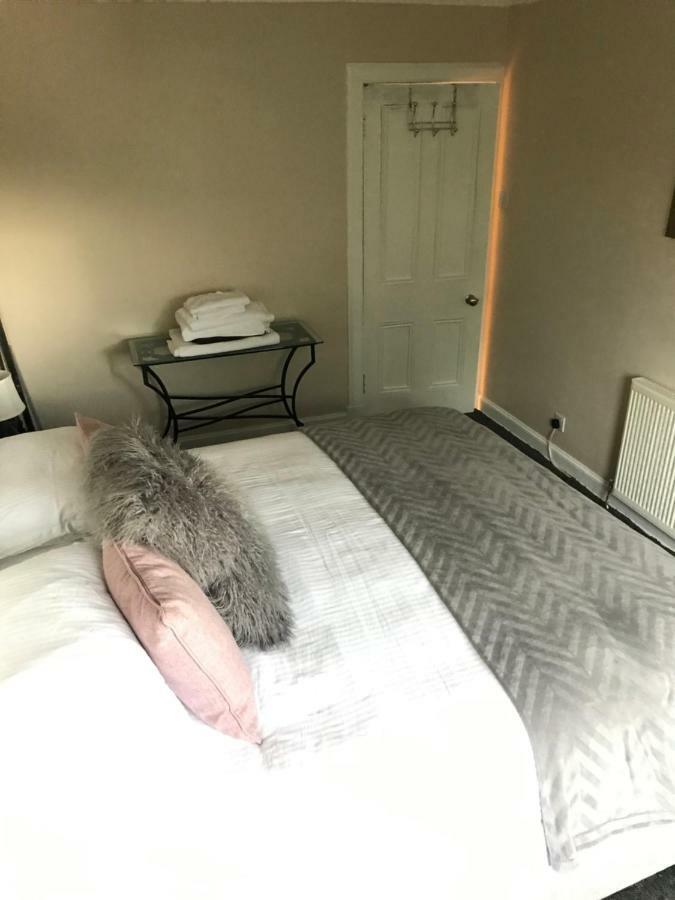 “A Wee Pad In Dunfermline”アパートメント エクステリア 写真