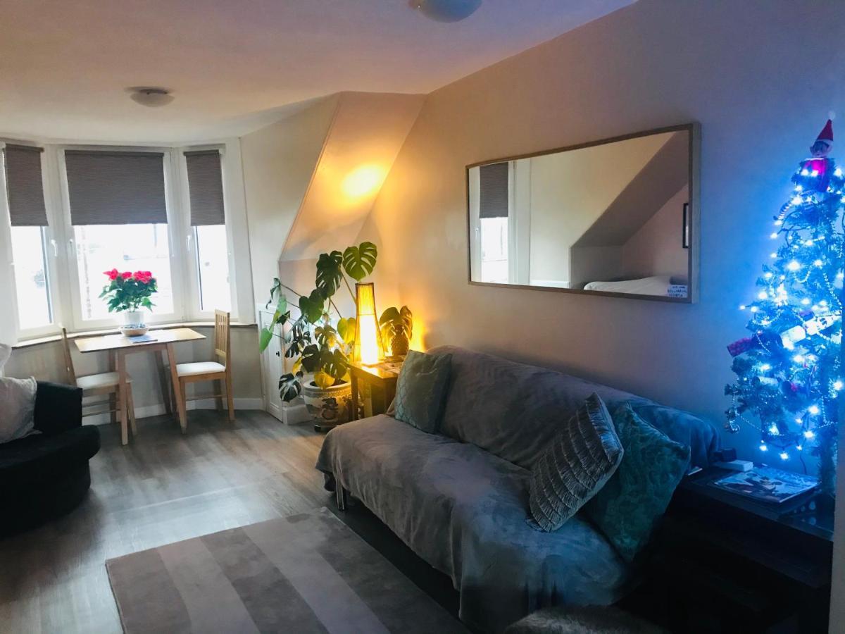 “A Wee Pad In Dunfermline”アパートメント エクステリア 写真